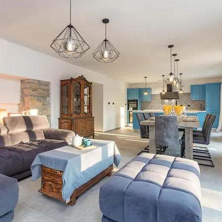 Julia By Interhome *