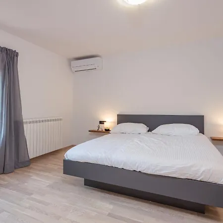 Julia By Interhome Ferienhaus